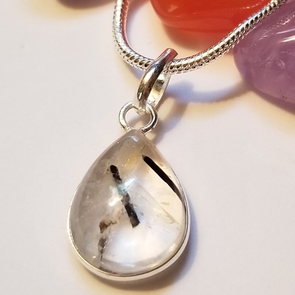 Jewelry - Black and white rutilated quartz pendant w/chain